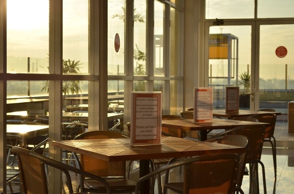 Edu Hostel Джокякарта Екстериор снимка
