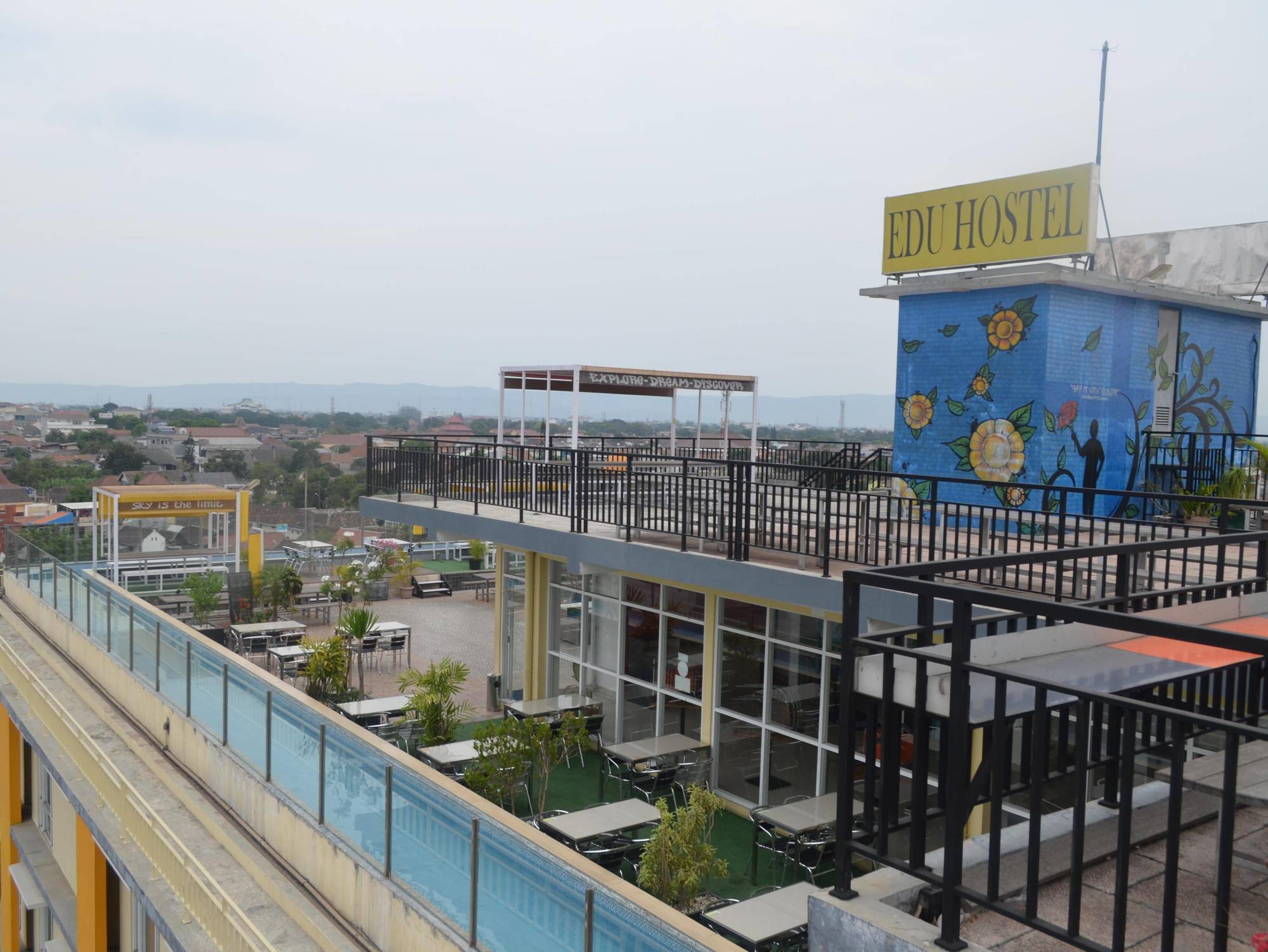 Edu Hostel Джокякарта Екстериор снимка
